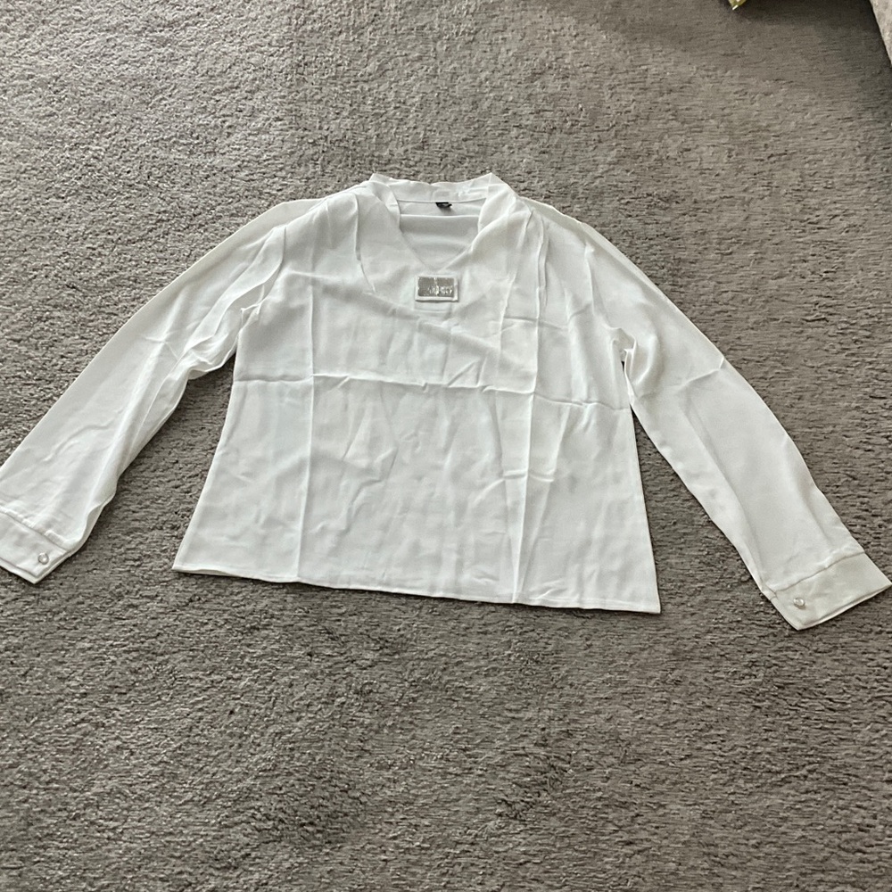 Elegant White Long Sleeve Women's Top